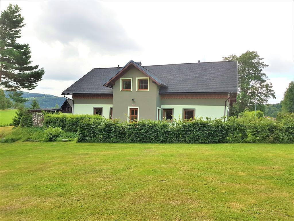 Apartmany Sara Tanvald Bagian luar foto