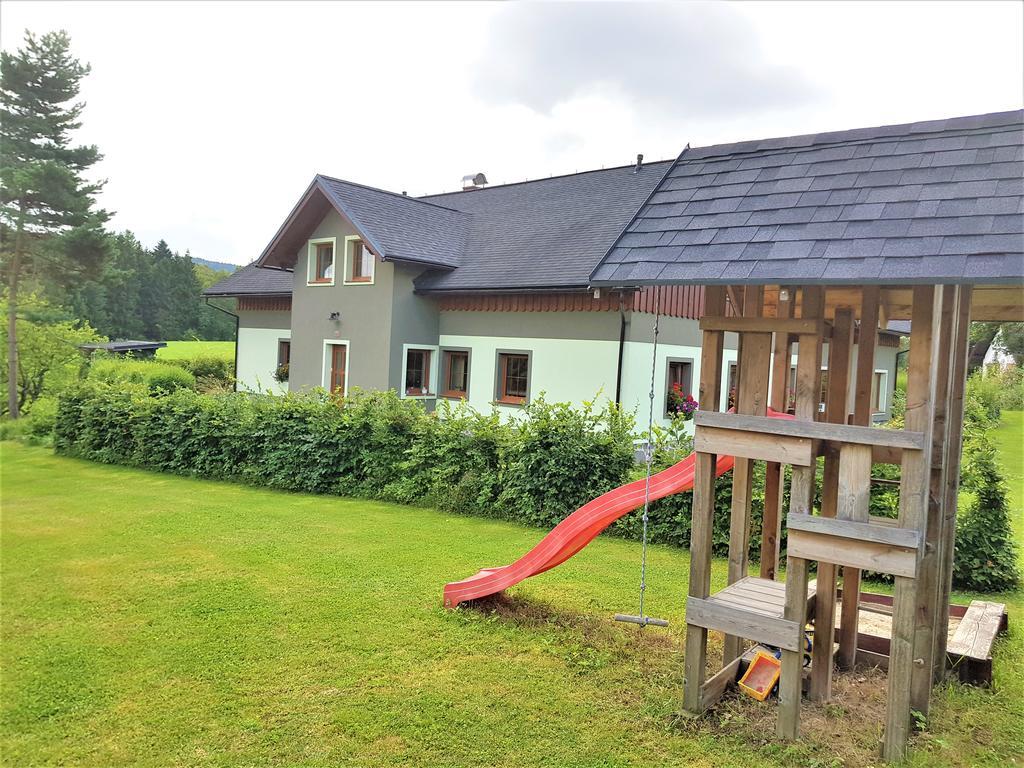 Apartmany Sara Tanvald Bagian luar foto