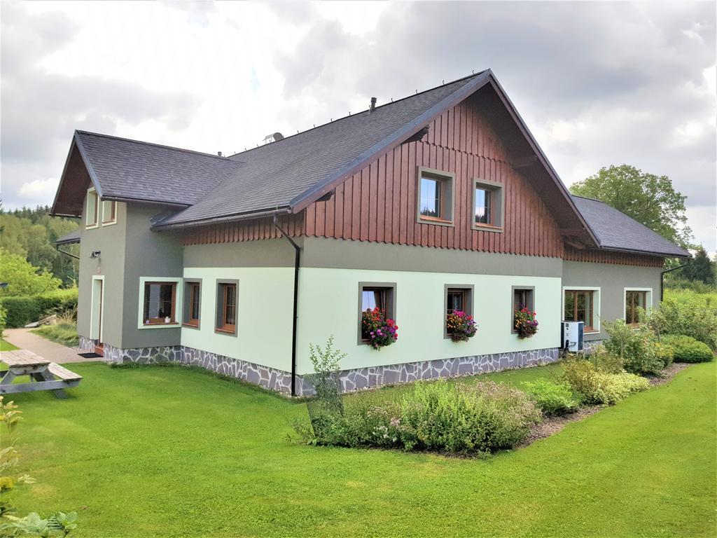 Apartmany Sara Tanvald Bagian luar foto