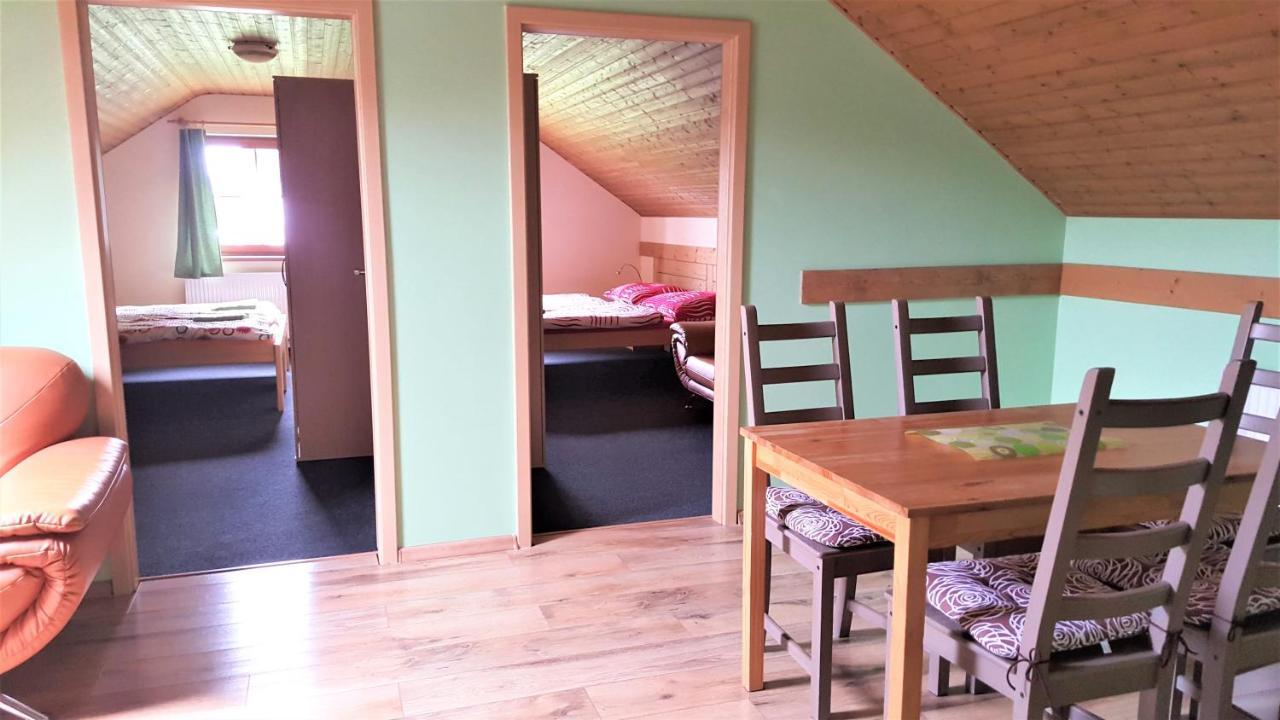 Apartmany Sara Tanvald Bagian luar foto